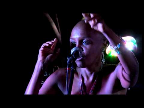 Ze Maria Live at Petas Place.mpg