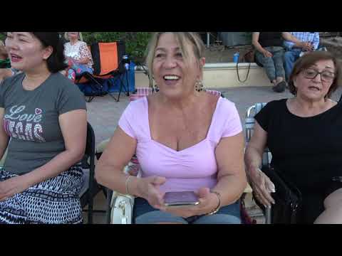 Lake las Vegas –  Antonio Carnota, Cant Help