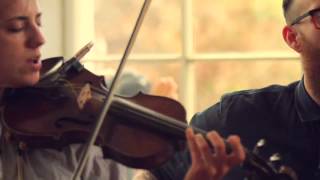 Fanfarlo &quot;Deconstruction&quot; acoustic @ Spotify House