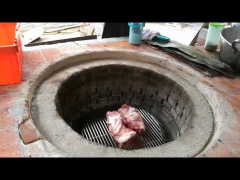 Preparing the barbacoa oven..24 hour cooking process