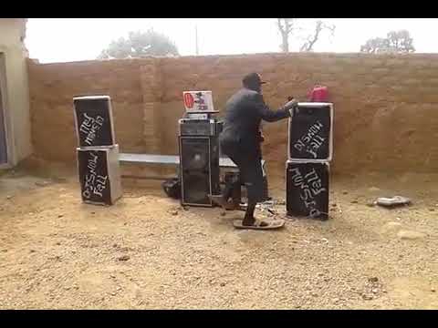 Musa Mai sana'a a cikin rawarsa