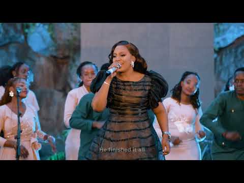 Shangwe Xperience | Kayamaliza ft. Bella Kombo [Official Live Video]