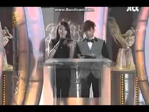 120120 26th Golden Disk Awards Day 2 - FT Island's Hongki & miss A Suzy MC Cut 6