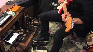Video thumbnail for Fulltone Clyde Wah vs BBE Ben Wah (Vertex Axis Wah) by shnobel