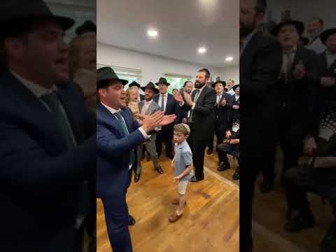 Hachnosas Sefer Torah Hosted by Kehillas Tiferes Mordechai & the Weinberg Family