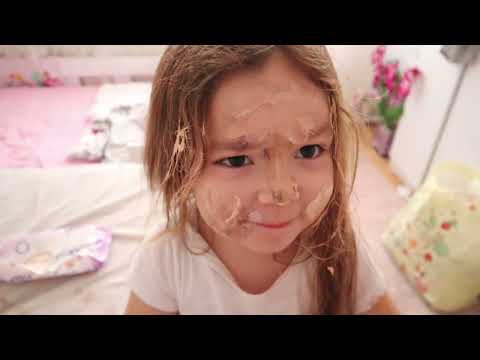 BUĞLEM ANNESİNİN ODASINA KENDİSİNİ KİTLEDİ !! KAPI AÇILMIYOR !! EYVAH GİZLİ MAKYAJ YAPMIŞ