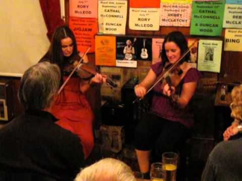 LIZ AND YVONNE KANE Reels on Two Fiddles - Royal Oak Folk Lewes