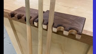 Cue Holder