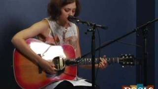Kim Taylor &quot;Sharp Cutting Wings&quot; live at Paste