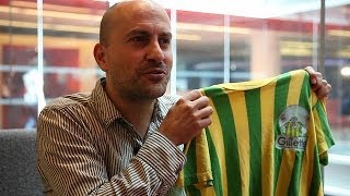 'Maradona era como os Rolling Stones; Pelé, os Beatles'