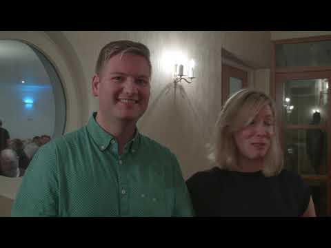 Play Video Youtube Video