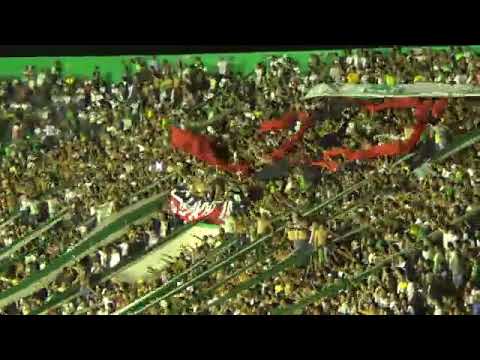 "Ay rojo puto!!" Barra: Los de Siempre &bull; Club: Oriente Petrolero