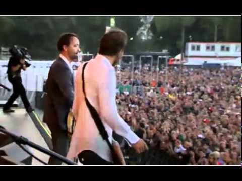 dEUS - Suds And Soda (Live Rock Werchter 2012)