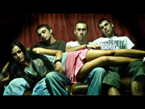 Pak Art Familija - Daj mala skini tangu