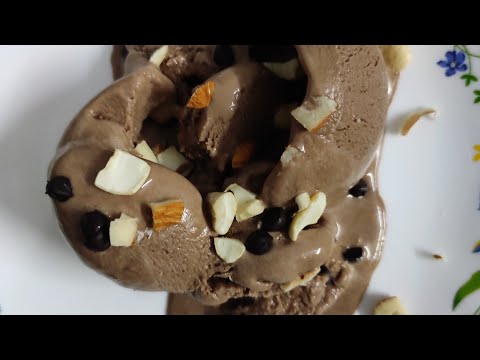 Home made chocolate ice cream || Ice cream with cocho chips and nuts