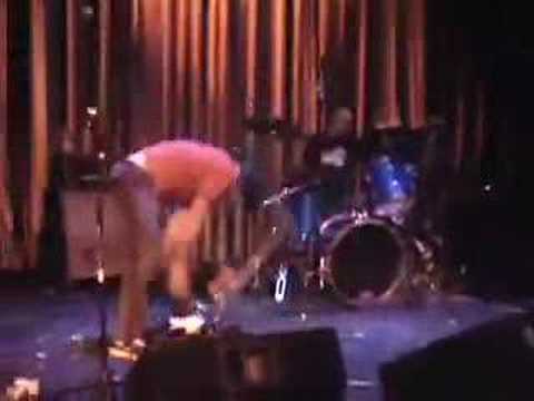 The Tomatoes - Smithereens (Live)