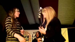 The Detroit Cobras-Right Around The Corner (9-28-12)