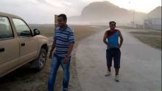 preview picture of video 'The beach Village surrounded by the mountains-Rakhyut Oman'