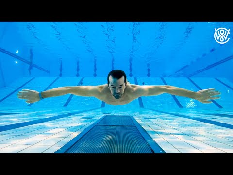 LEARN HOW TO FLOAT IN WATER IN 5 STEPS -  FEEL SAFE ON THE DEEP END OF THE POOL