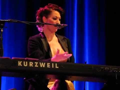 8/20 Amanda Palmer @ Lincoln Theatre, Washington, DC 4/04/15