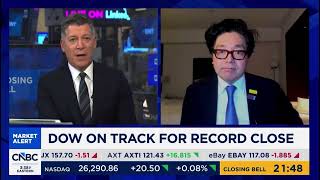 Tom Lee: SpaceX Just Hit a $1.7 Trillion Valuation