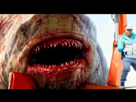Megalodon Jumps Out Of Water Scene - The Meg (2018)