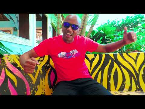 Manu Bayaz ft Mwamutsi-Dabodabo(official video)