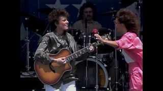 Holly Dunn - Two Too Many (Live at Farm Aid 1986)