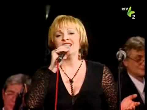 PRED NAŠIMA DZVERMI -- Sladjana KIŠ