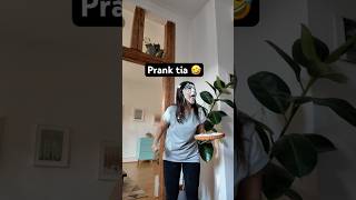 Download lagu Prank tia 🤣🧁 #couple #ldr #relationship #funny video#tiaandmarvin #youtubevideo #fyp mp3