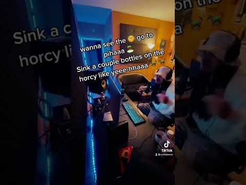 Kanye left my verse off DONDA 🤦🏽‍♂️