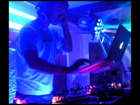 Wolfgang Gartner - Wolfgang's 5th Symphony (BA55RY4N Thriller Edit)