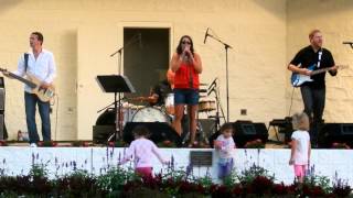 Honesty and the Liars Performing Bobby McGee