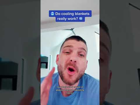 How does a cooling blanket work?