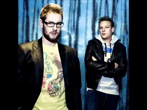 ItaloBrothers feat. Carlprit - Boom (Radio Edit)