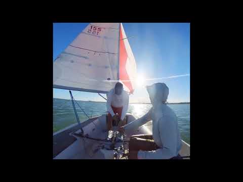 Spinnaker Sailing on Impulse 21