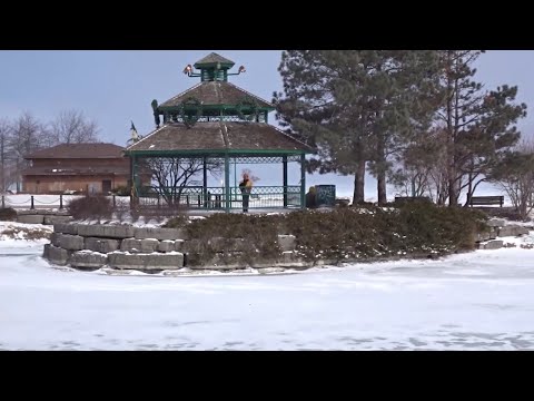 #4K Exploring  Beautiful BARRIE, ONTARIO | Frozen Shores Of Lake Simcoe, March 2022 - Panoramic