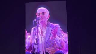 The Joni Jam, Annie Lennox sings Ladies of The Canyon