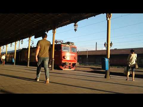 Tren tras la peron , pregătire plecare Suceava