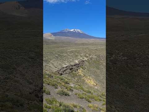 CRATER DE BUTA RANQUIL Y VOLCAN TROMEN