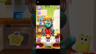 “I’m Hungry Tom! I love food. Come and be my friend 🐱🍔”