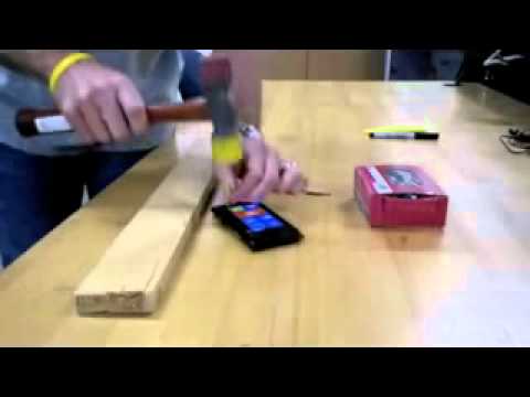 Nokia Lumia Screen 900 Hammer Test