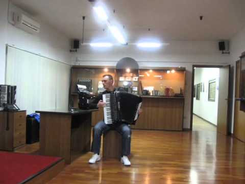 Vo tri sela sluga ke bidam-grupa ELEGIJA.wmv