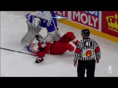 Česko - Slovensko: Zranění Nečase po nárazu do Mantinelu