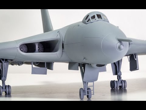 Brand new Airfix Avro Vulcan kit review. It's VERY nice.
