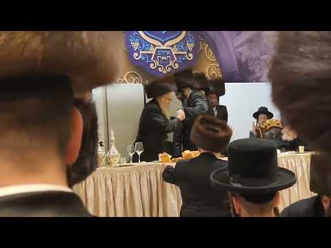 Kretchnif Zvhil Sheva Brochos - Menachem Av 5783