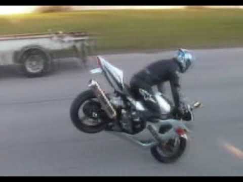 9 km wheelie! 2 x 929 Fireblades wheelies and stoppies ~ 2004-2005