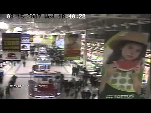 Terremoto de 8.0 Grados Richter en Perú 15 de Agosto 2007 (Earthquake in Perú 2007)