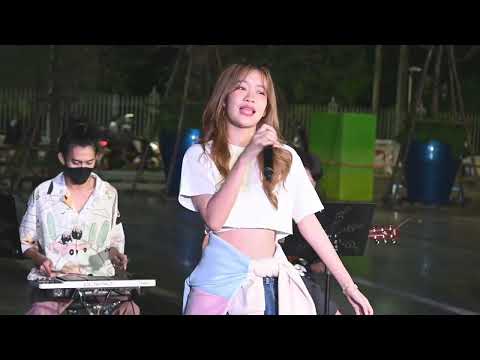 ถ้าหาก - Belle / Khaosuay Hatobito [Siamsquare Walking Street: 5 Aug 22]