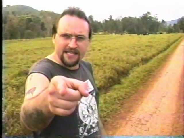 Frade Fraude vs o Olho da Razão (Petter Baiestorf, 2003)